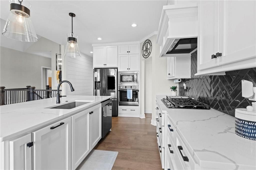 24736 W 112th Street — photo 10