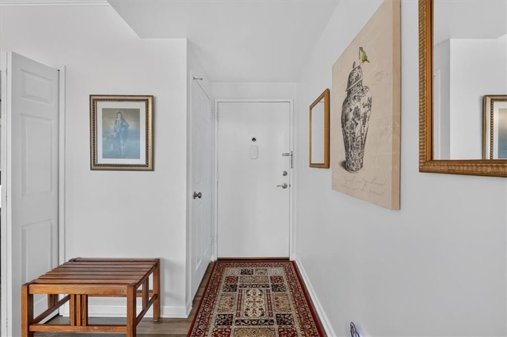 333 W Meyer Boulevard — photo 2