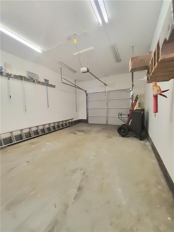 309 Wellington Street — photo 23