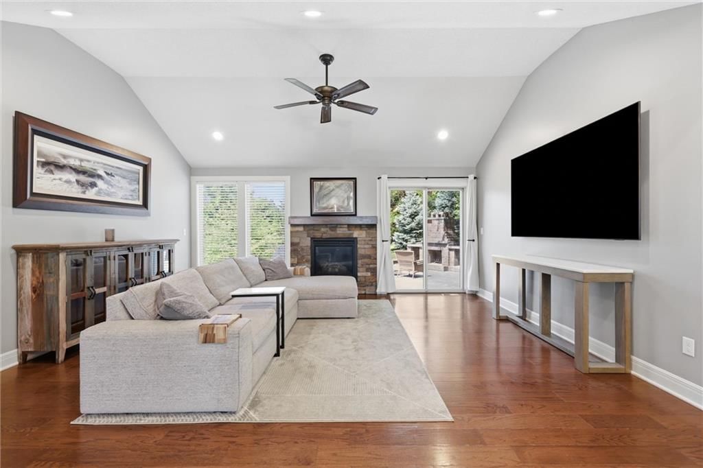 19505 W 110th Street — photo 5