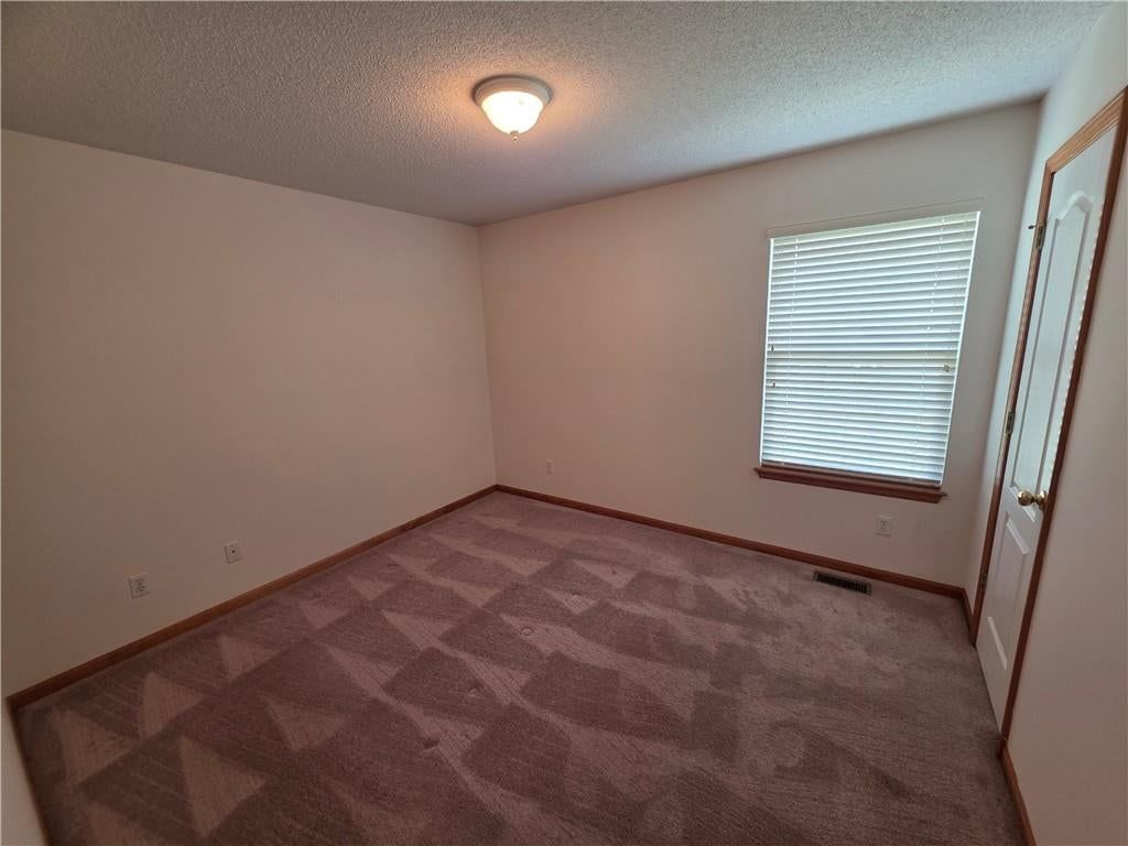 404 Blue Grass Drive — photo 14