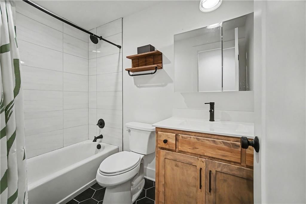 4401 NE 88TH Street — photo 30