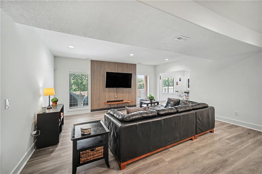 4401 NE 88TH Street — photo 33