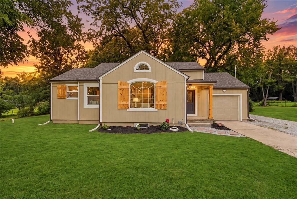 9400 Raytown Road, Kansas City, MO