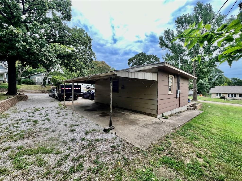 417 E Edison Street — photo 25