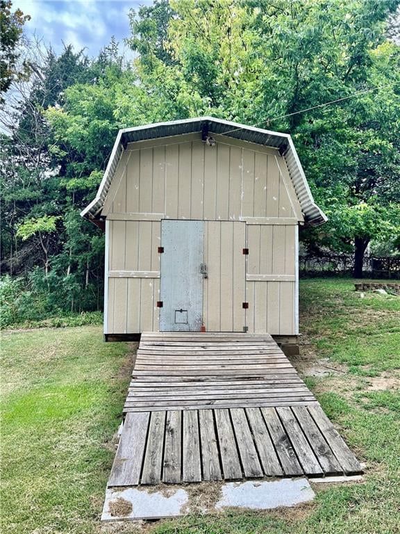 417 E Edison Street — photo 27