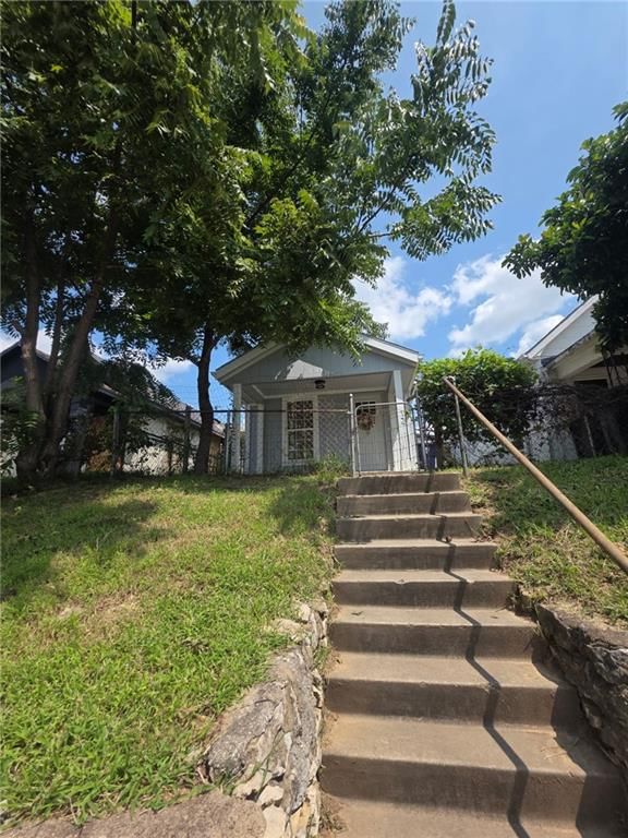 1519 Winchester Avenue — photo 12