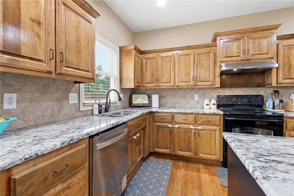 883 S Clearwater Creek Drive — photo 13