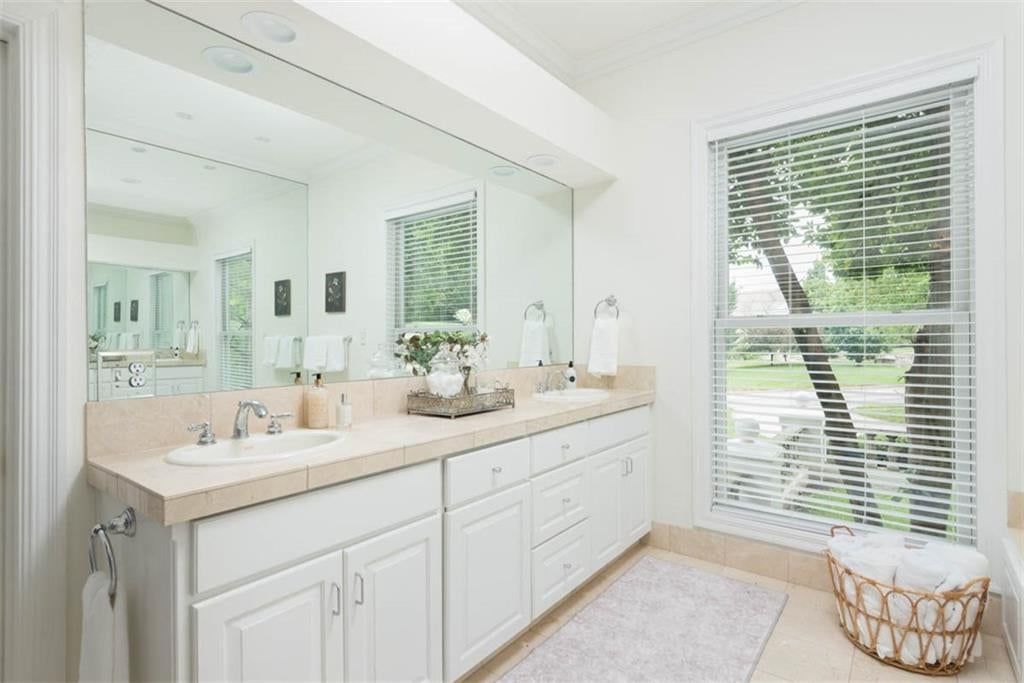 3109 W 118th Street — photo 33