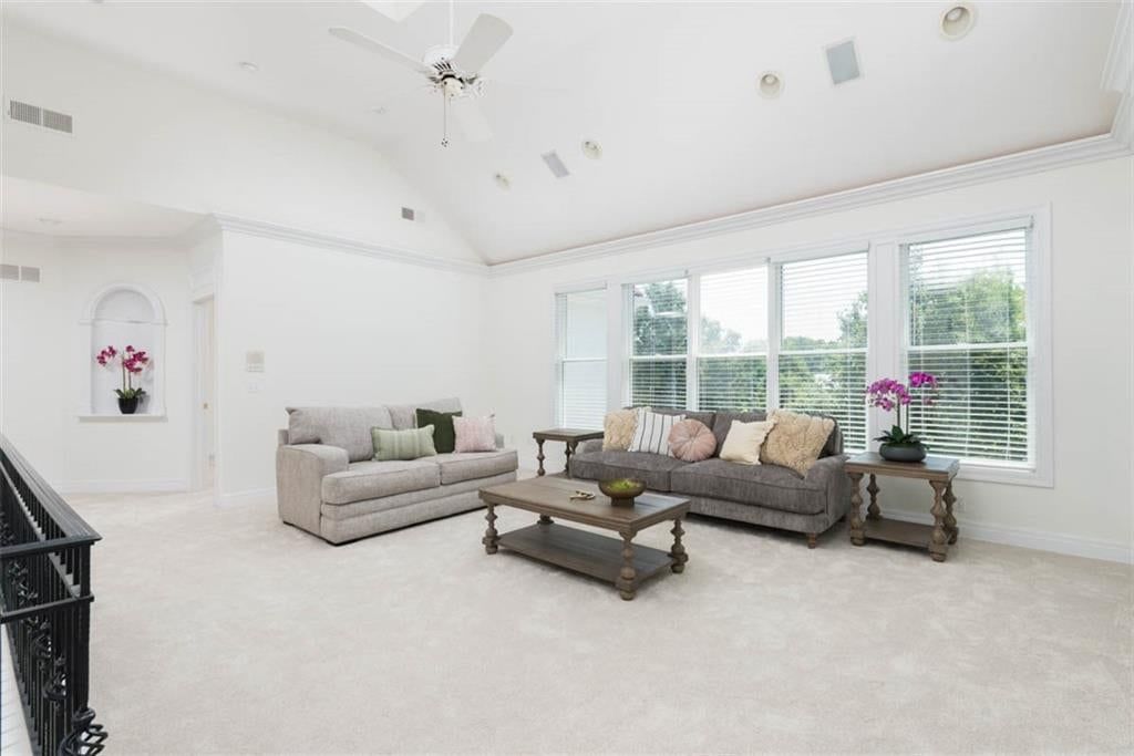 3109 W 118th Street — photo 40
