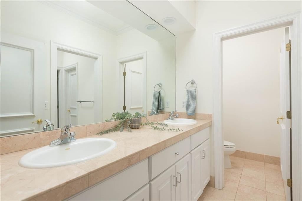 3109 W 118th Street — photo 59