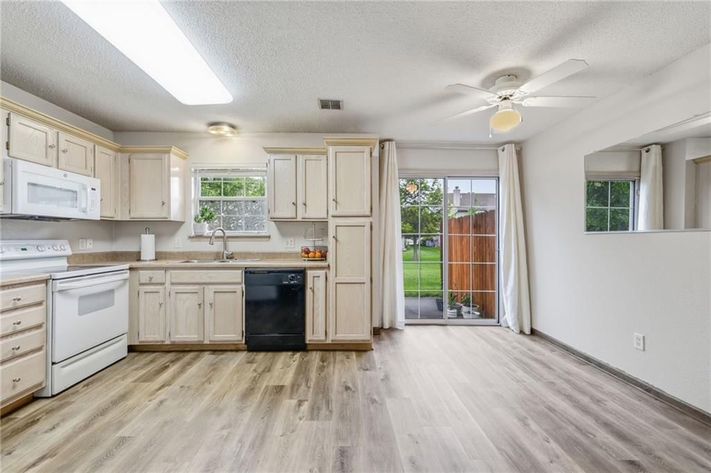 5604 NW Moonlight Meadow Court — photo 16