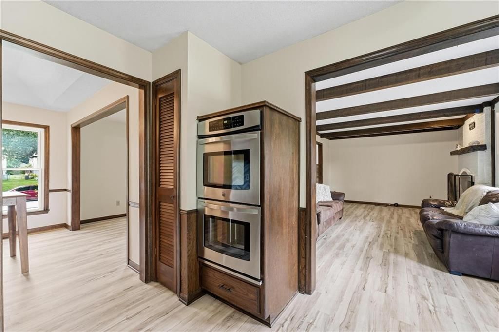 400 S NORMANDY Drive — photo 11
