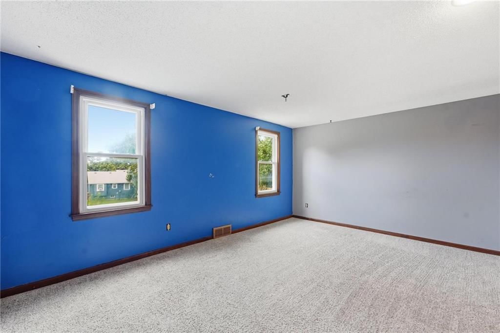 400 S NORMANDY Drive — photo 23