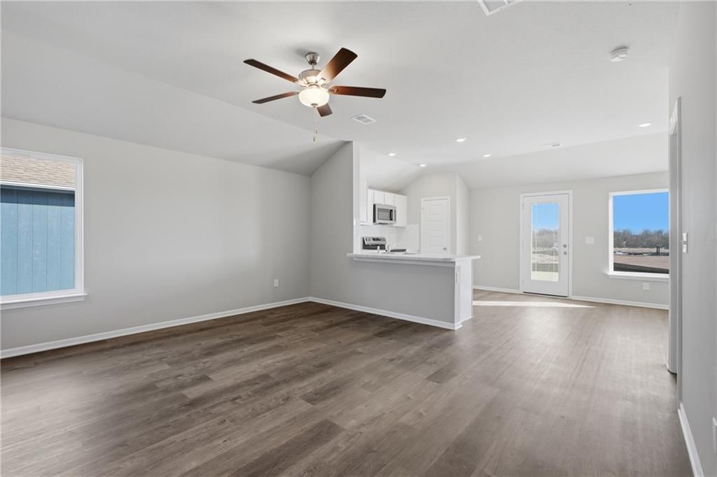 834 N Pear Street — photo 6