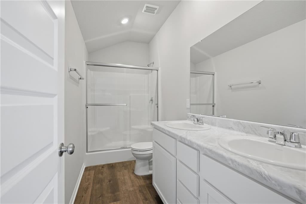 834 N Pear Street — photo 10