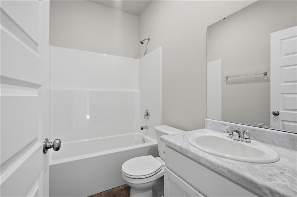 834 N Pear Street — photo 14