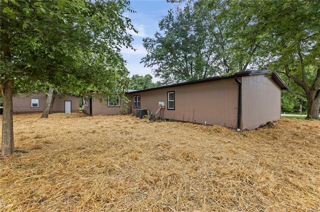 39135 Plum Creek Road — photo 43