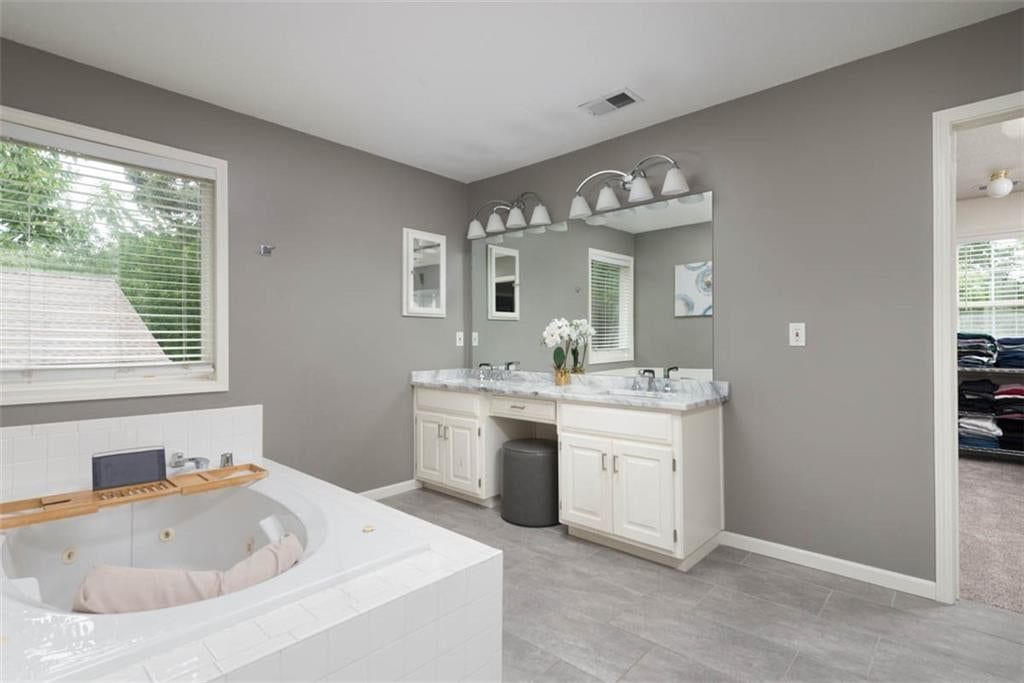 12124 Grand Avenue — photo 23