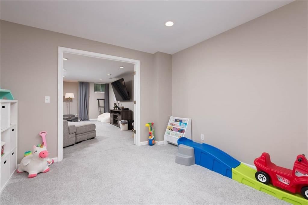 12124 Grand Avenue — photo 42