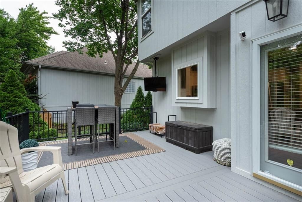 12124 Grand Avenue — photo 46
