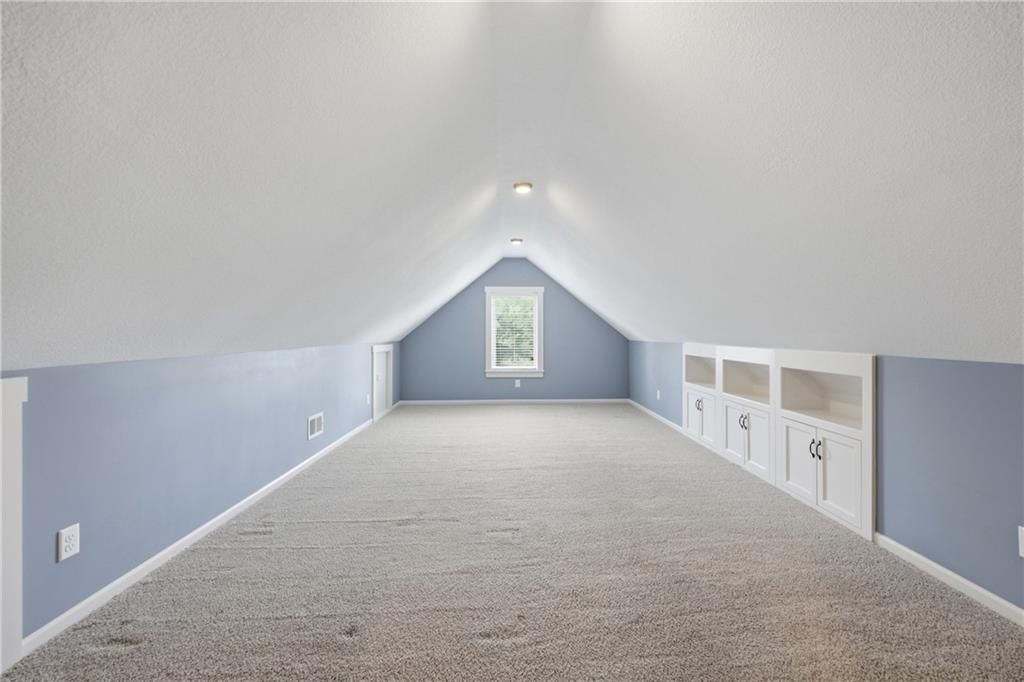 17522 Rock Island Road — photo 32