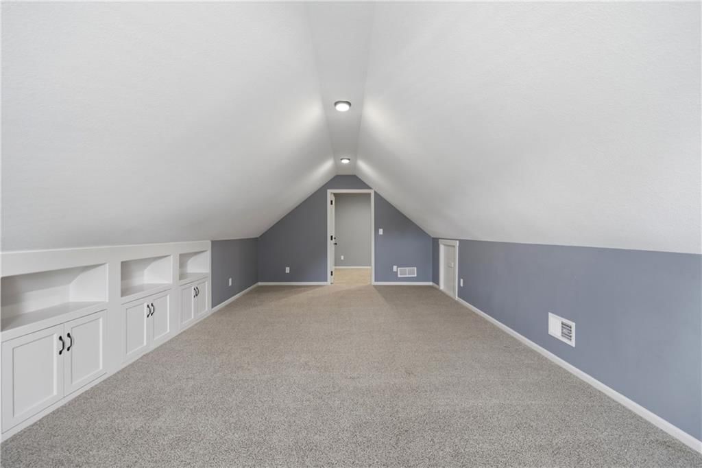 17522 Rock Island Road — photo 33