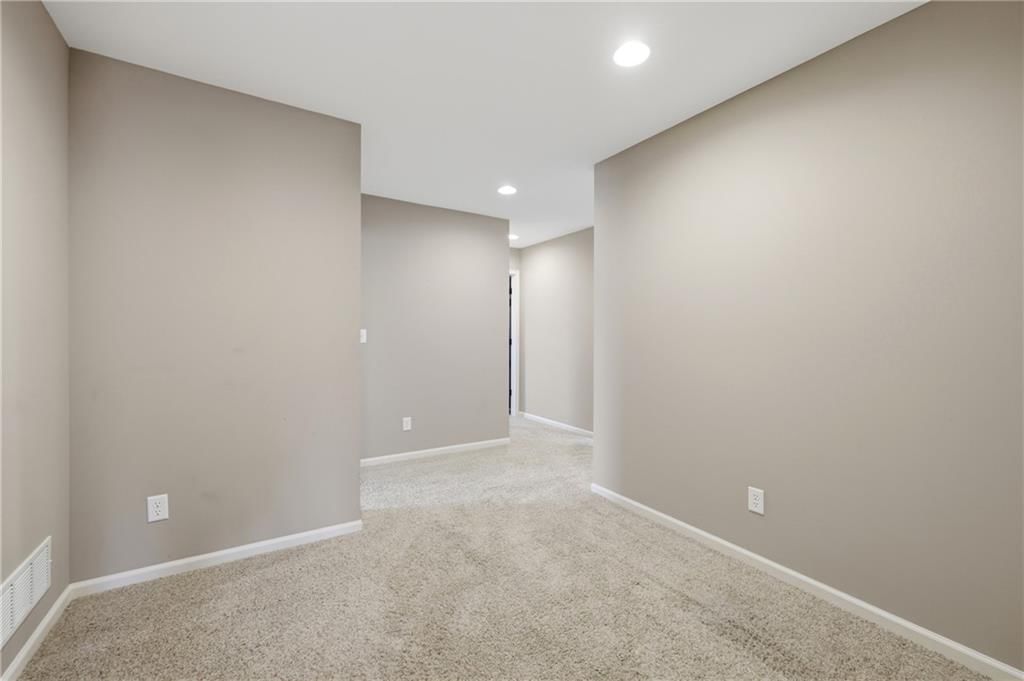 17522 Rock Island Road — photo 35