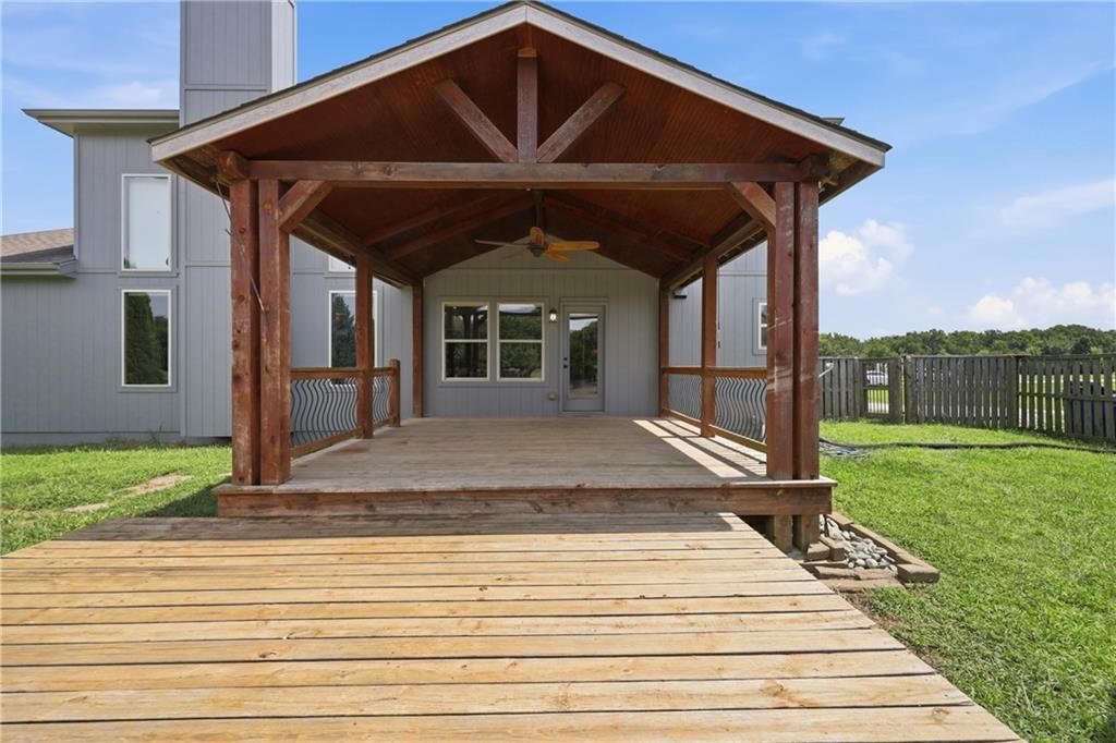 17522 Rock Island Road — photo 46