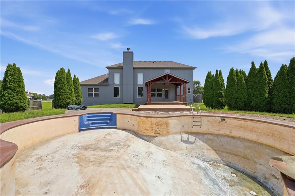 17522 Rock Island Road — photo 48