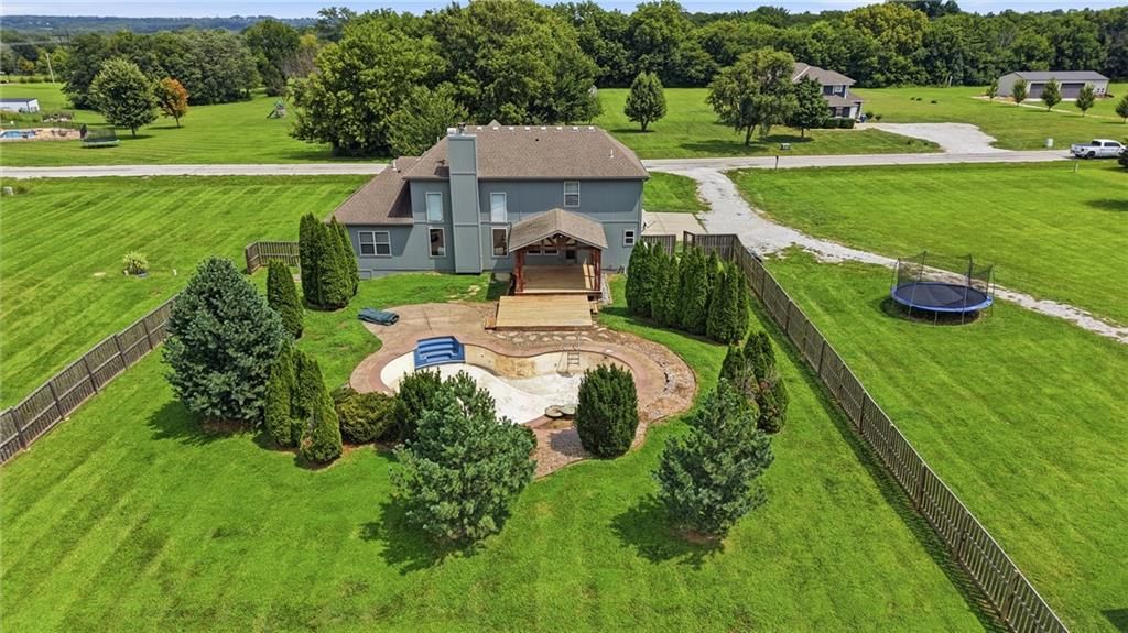 17522 Rock Island Road — photo 52
