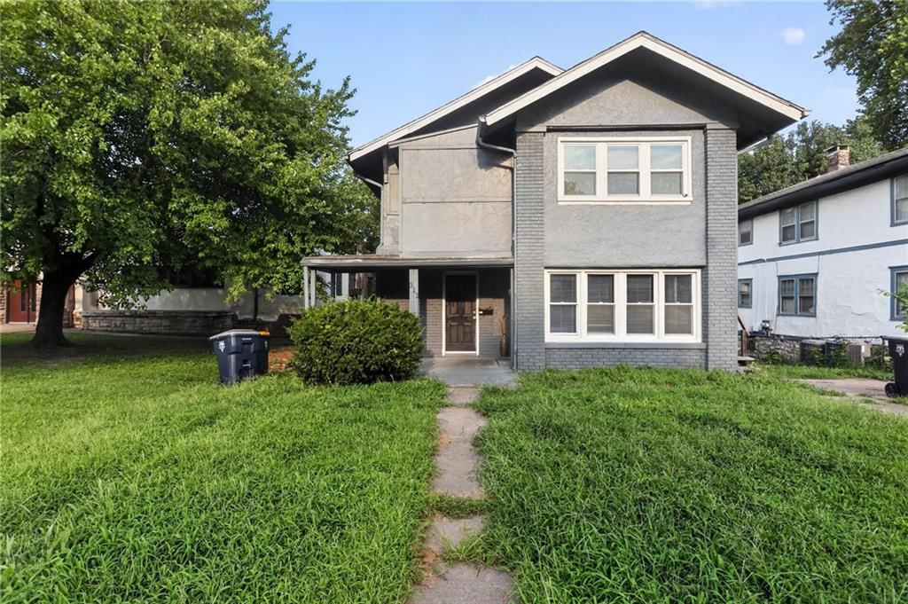 311 Van Brunt Boulevard — photo 2