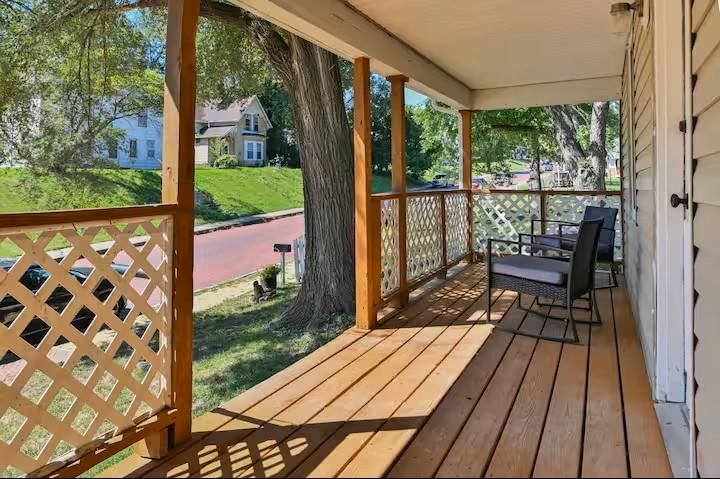 1013 Kearney Street — photo 2