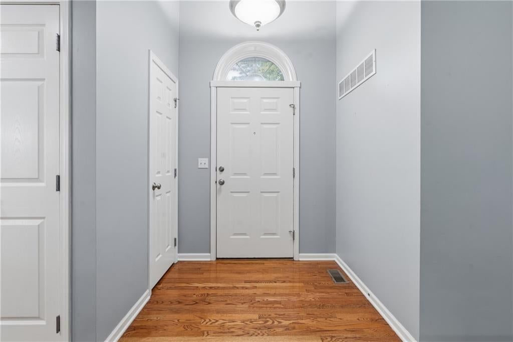 Photo 6 of 51 - 9101 NE 110th Street, Kansas City, MO 64157