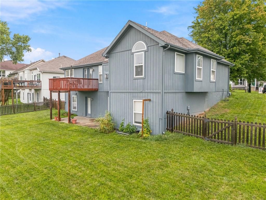 Photo 42 of 51 - 9101 NE 110th Street, Kansas City, MO 64157