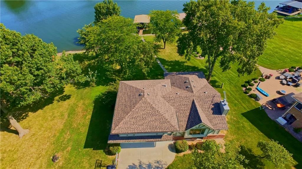 107 Lighthouse Point — photo 2
