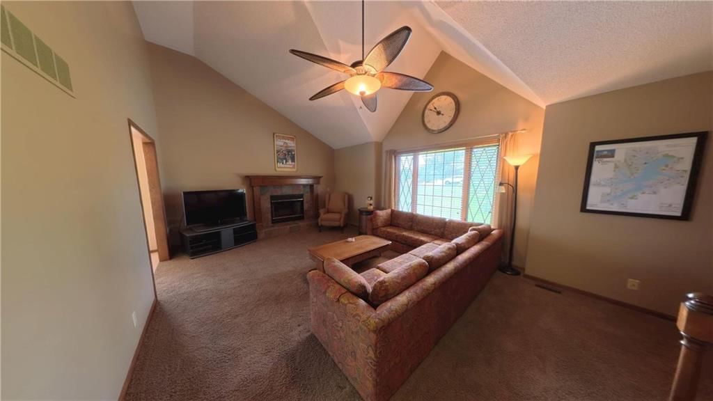 107 Lighthouse Point — photo 17