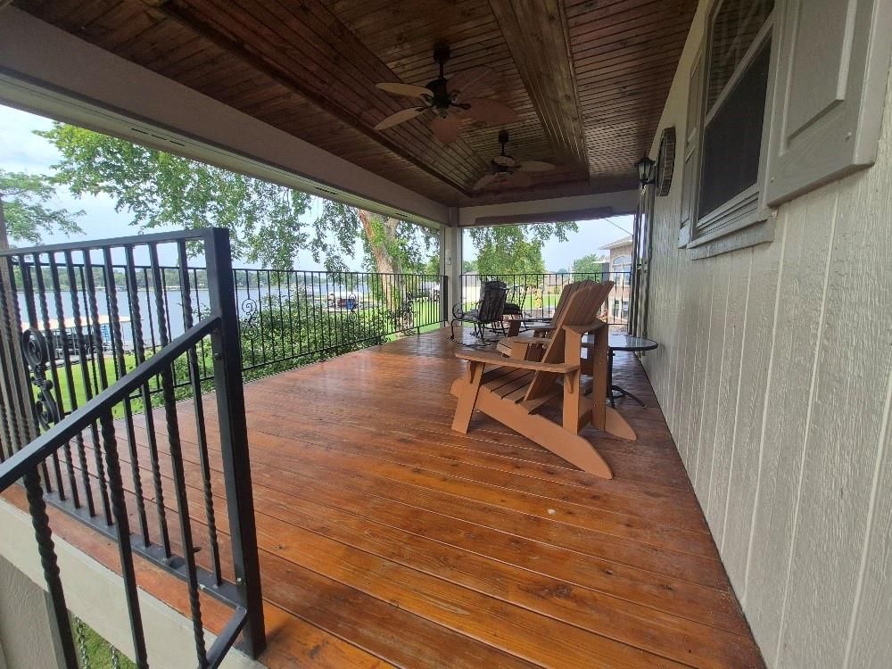 107 Lighthouse Point — photo 39