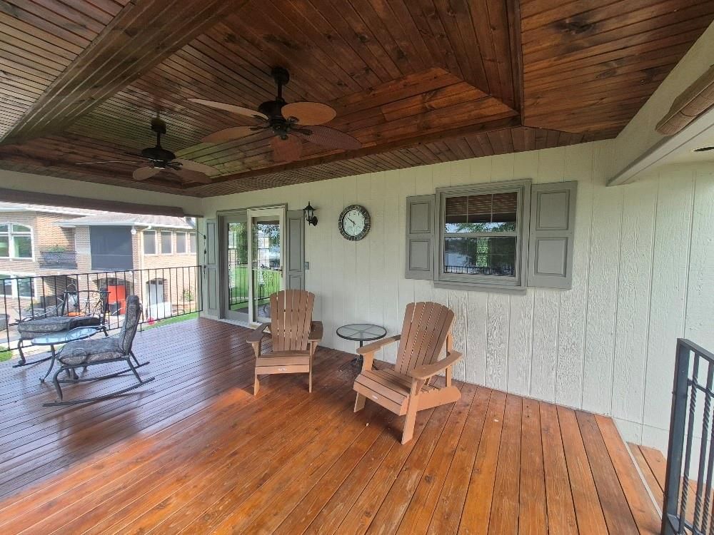 107 Lighthouse Point — photo 41