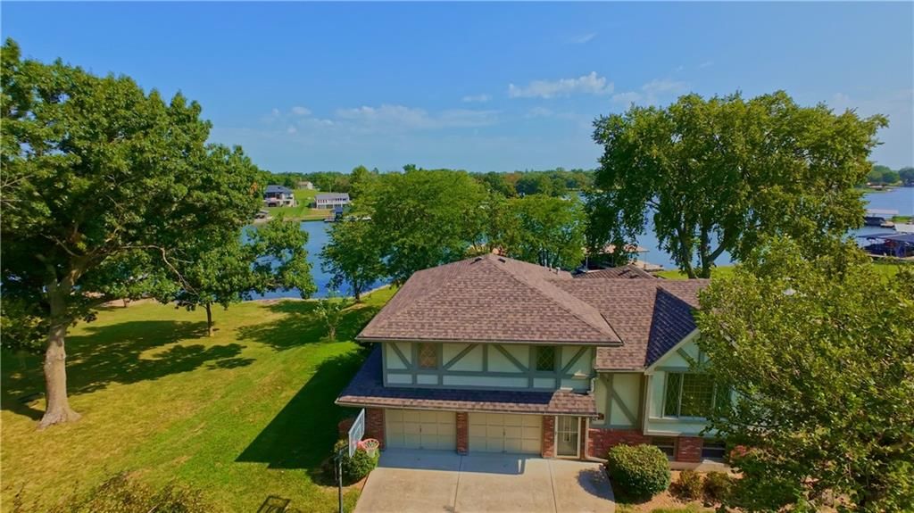 107 Lighthouse Point — photo 49