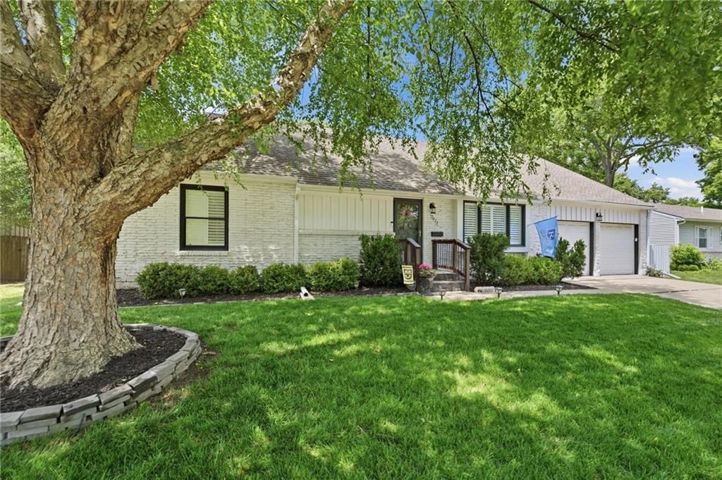 7624 Lamar Avenue — photo 2