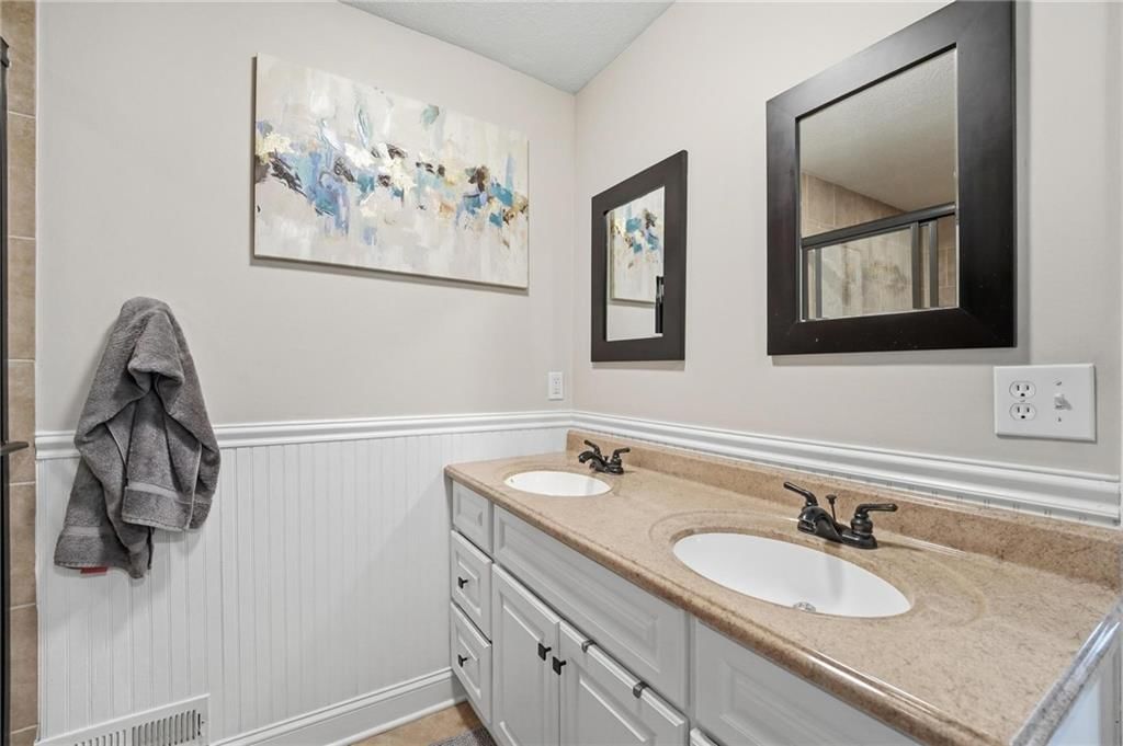 7624 Lamar Avenue — photo 17