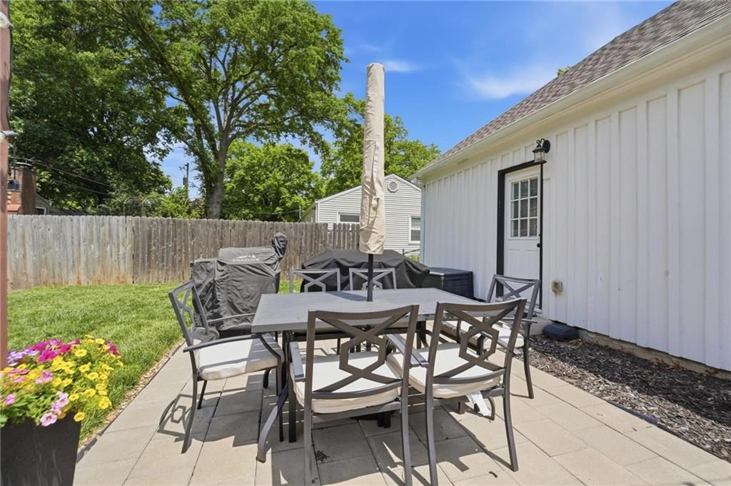 7624 Lamar Avenue — photo 48
