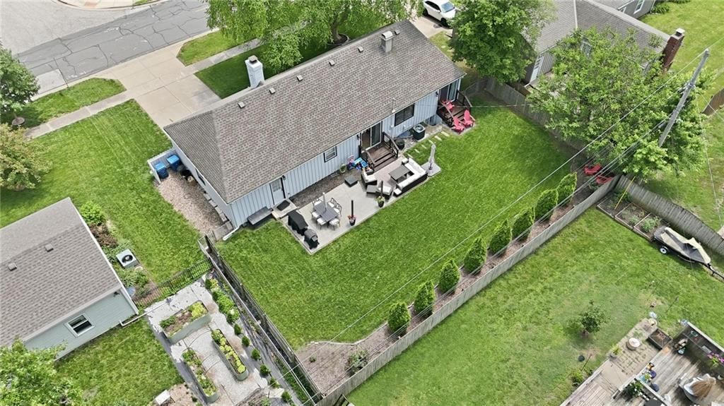 7624 Lamar Avenue — photo 61