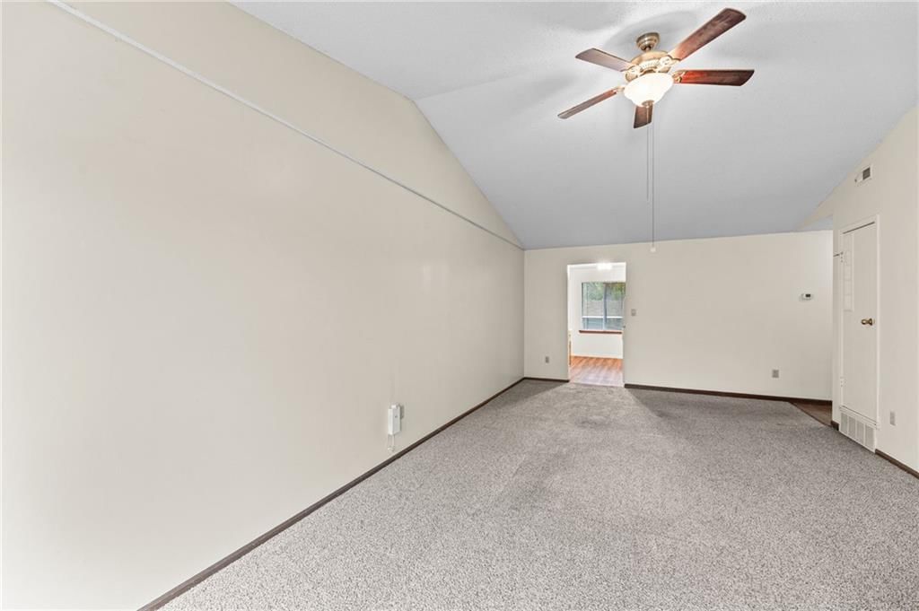8143 Holmes Road — photo 6