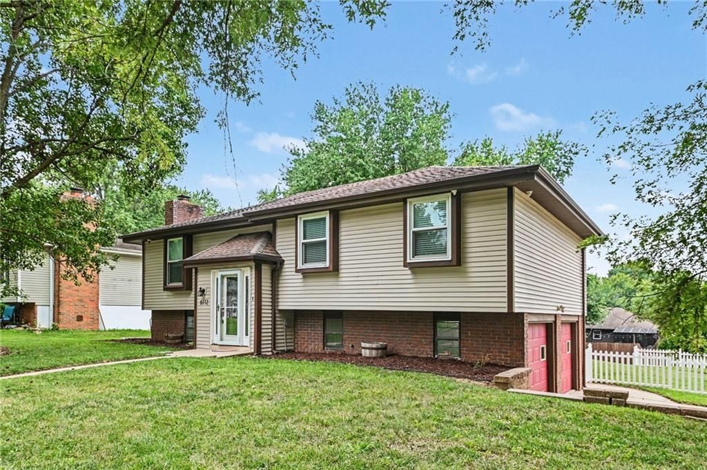 6112 Appaloosa Lane — photo 2