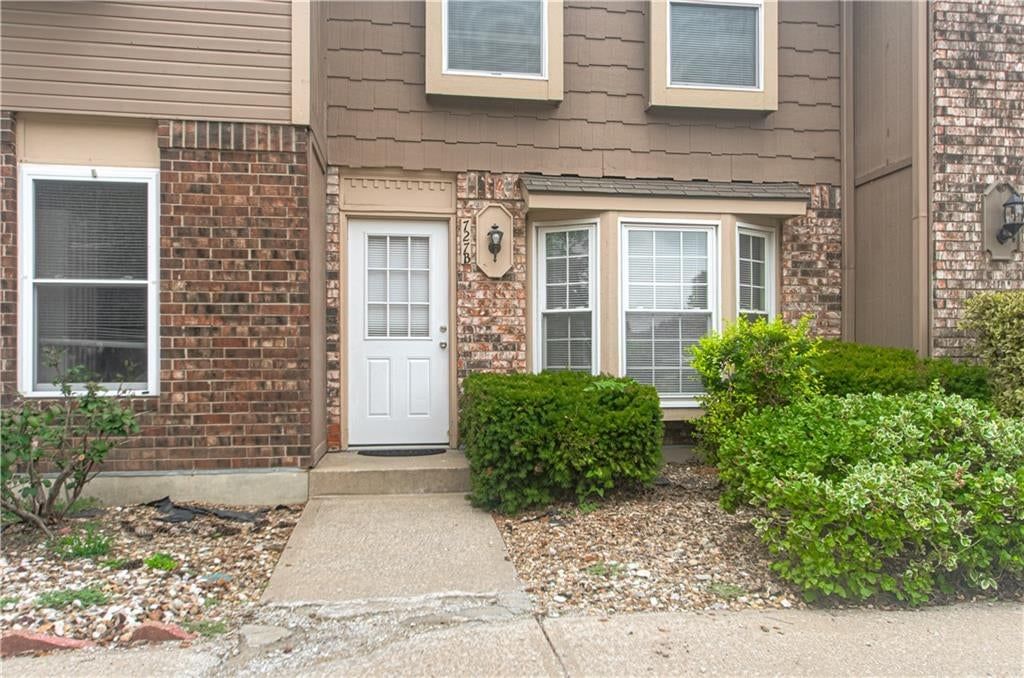 727 SW Liggett Road — photo 4
