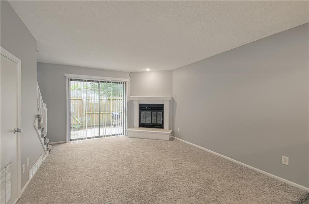 727 SW Liggett Road — photo 6