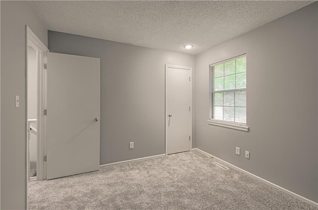 727 SW Liggett Road — photo 19