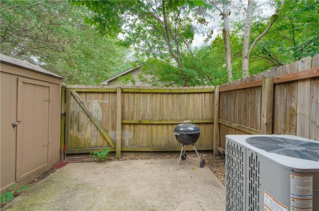 727 SW Liggett Road — photo 21